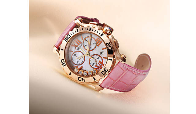 <strong>ショパール｜CHOPARD</strong>　ハッピースポーツ マークＩＩ　クロノ　クオーツ　18KRGケース　クロコダイルベルト