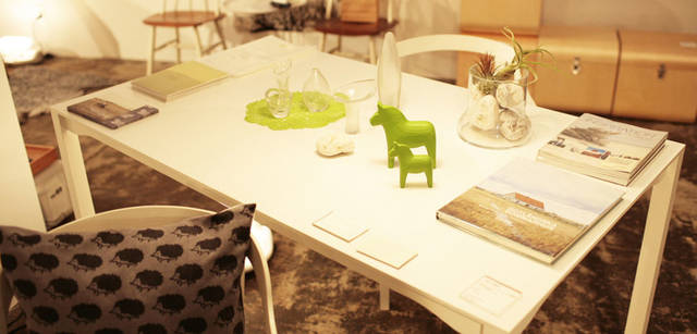 「COLLEX」は北欧デザインの家具、雑貨を中心にスマートな展示。