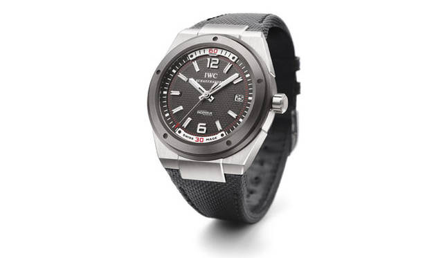 <strong>IWC｜アイ・ダブリュ・シー</strong>　インヂュニア・オートマティック　　自動巻き　SSケース　セラミックベゼル　ソフトストラップ　