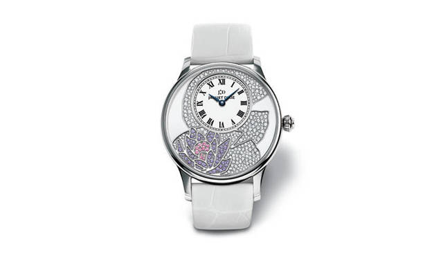 <b>JAQUET DROZ｜ジャケ ドロー</b>　フルール・ド・ロータス　　自動巻き　18KWGケース　クロコダイルベルト　ダイヤモンド（239粒） アメジスト（77粒） ピンクサファイア（12粒）