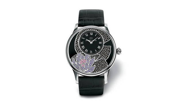 <b>JAQUET DROZ｜ジャケ ドロー</b>　フルール・ド・ロータス　　自動巻き　18KWGケース　クロコダイルベルト　ブラックダイヤモンド（239粒） アメジスト（77粒） ピンクサファイア（12粒）