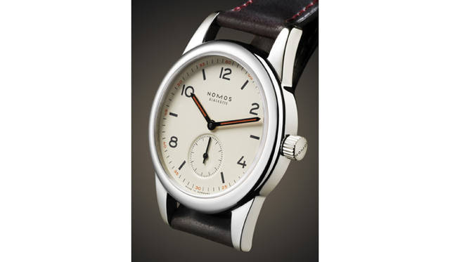 <strong>ノモス｜NOMOS</strong>  クラブ　　手巻き　SSケース　シェルコードヴァンベルト