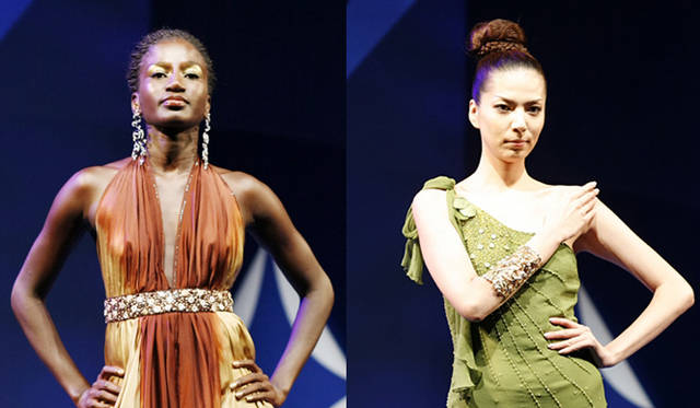 左・イヤリング（8.66カラット）、右・バングル（22.55カラット）