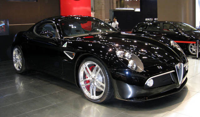 アルファ・ロメオ・アルファ8Cコンペティツィオーネ