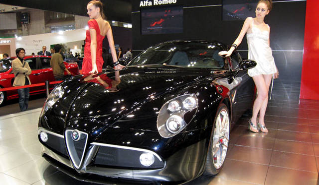 アルファ・ロメオ・アルファ8Cコンペティツィオーネ