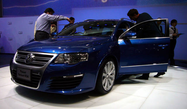 フォルクスワーゲン・パサートヴァリアントR36