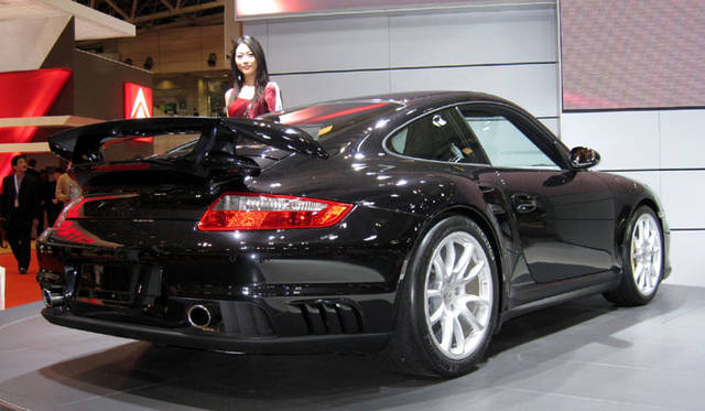 ポルシェ911 GT2