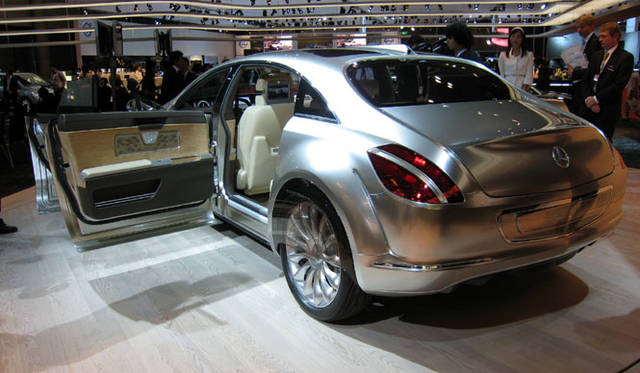 メルセデス・ベンツF700