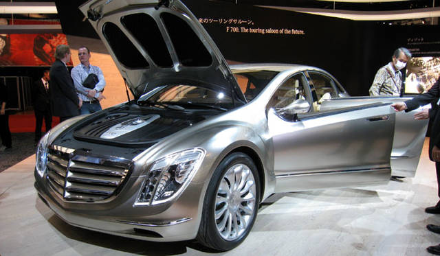 メルセデス・ベンツF700