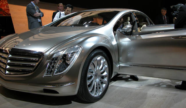 メルセデス・ベンツF700