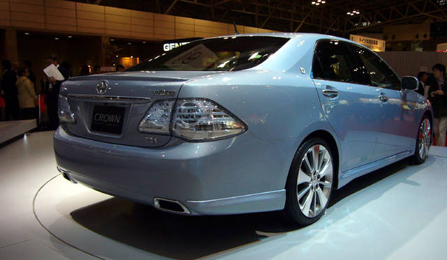 トヨタ・クラウン・ハイブリッドコンセプト