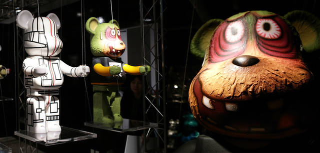 左から<br> | [フューチュラ FUTURA]　クリエイティブ・インディペンデント<br> | [ロッキン・ジェリービーン ROCKIN’JELLY BEAN]　アーティスト<br><br>© FUTURA　© ROCKIN’ JELLY BEAN