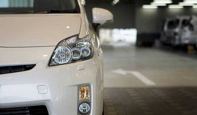 　上級グレードには消費電力の少ないLEDヘッドランプが装着される。