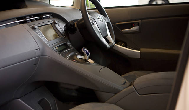 　立体的な造形が個性的なセンターコンソールのデザイン。