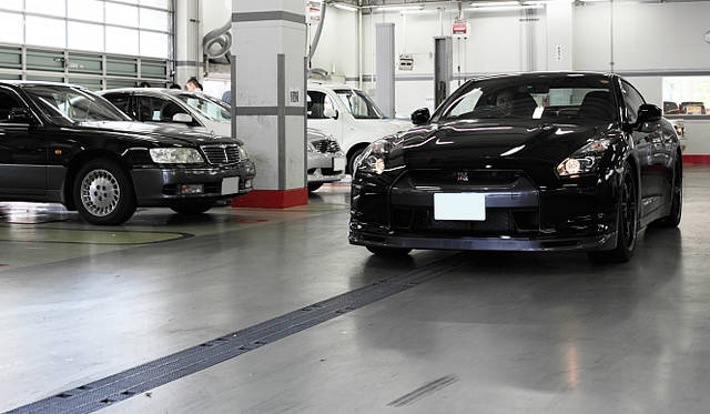 NISSAN GT-R Spec V｜日産GT-R スペックV　点検終了