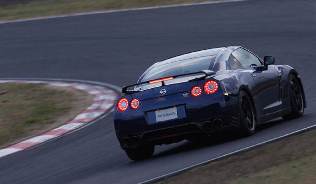 　Pure edition+Track pack 2012 Model