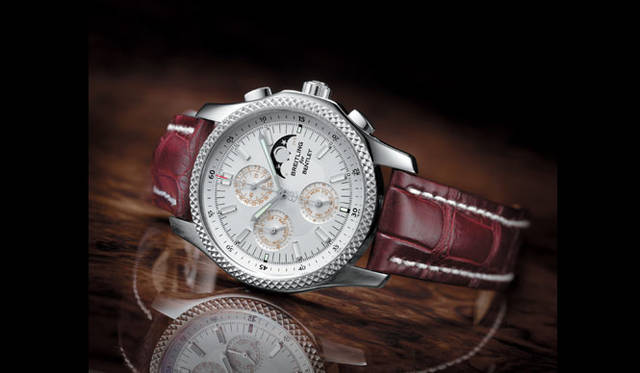 　ベントレー・マークVI・コンプリケーション19　トリプルカレンダー＋ムーンフェイズを搭載したクロノグラフ。<br>月末の30日と31日の自動識別が可能。（自動巻き　SSケース　クロコダイルベルト）