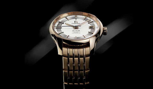  デ・ビル コーアクシャル アワービジョン　　自動巻き　18Kレッドゴールドケース＆ブレス