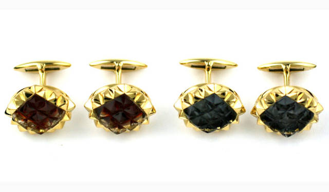 Left:Goldmine Oval Cufflinks￥861000、Right:Goldmine Oval Cufflinks￥861000(tax in)