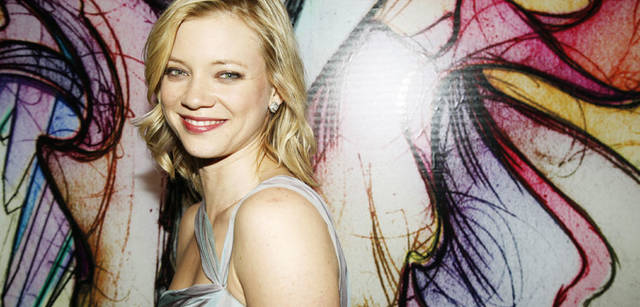 <b>PRADA｜Trembled Blossoms</b><br>Amy Smart