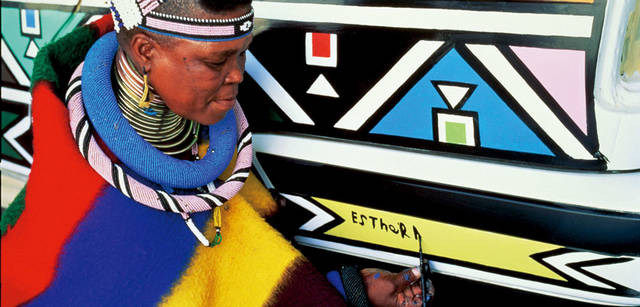 <b>BMW Art Car Collection</b><br>Esther Mahlangu<br>1992 - BMW 525i making