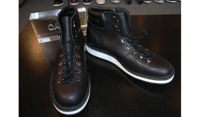 CAUSE MOUNTAIN BOOTS 3万0975円