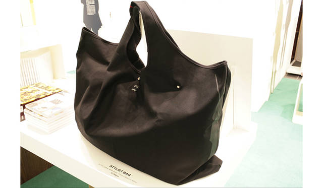 特別仕様のキャンバスバッグ「STYLIST BAG」