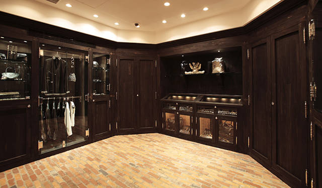 地下1階のショップスペース