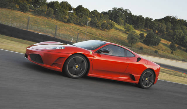 <b>FERRARI 430 SCUDERIA｜フェラーリ 430スクーデリア</b>
