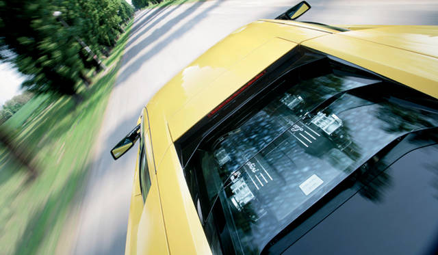 <br>ランボルギーニ伝統のV12エンジンは、LP640に進化するにあたって6.2リッターから6.5リッターに拡大され、最高出力640ps、最大トルク660Nmを手に入れた。