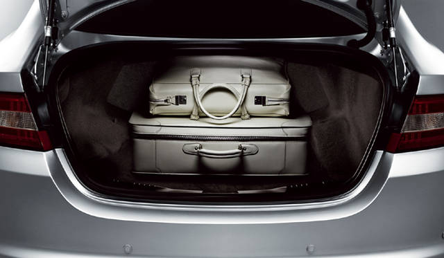 <b>Jaguar XF｜ジャガーXF</b>