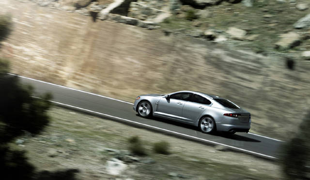 <b>Jaguar XF｜ジャガーXF</b>