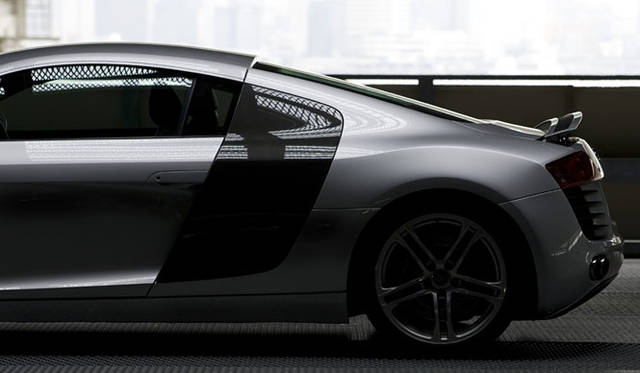 <br>ボディシェルの重量はわずかに210kg。