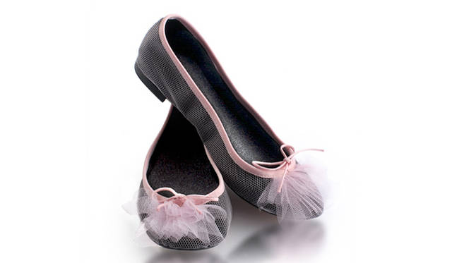 <strong>Repetto（レペット）60周年記念</strong>Catherine Deneuve＿Actress