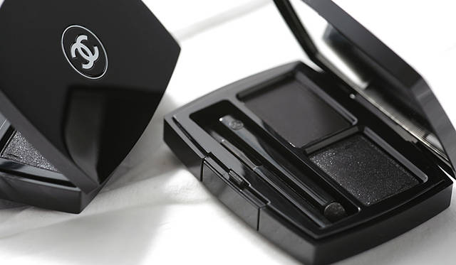 藤原美智子さんが選ぶ、スター＆名品アイテム｜シャネル ラ リンニュ ドゥ シャネル ＃10ヌワール ラメ