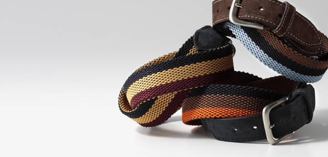 Bag ¥417,900, Sunglasses ¥36,750<br>from Chloé Information desk Tel. 03-4335-1750