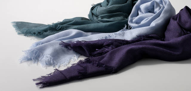 Bag  ¥126,000<br>from PUMA JAPAN Customer service Tel. 0120-125-150