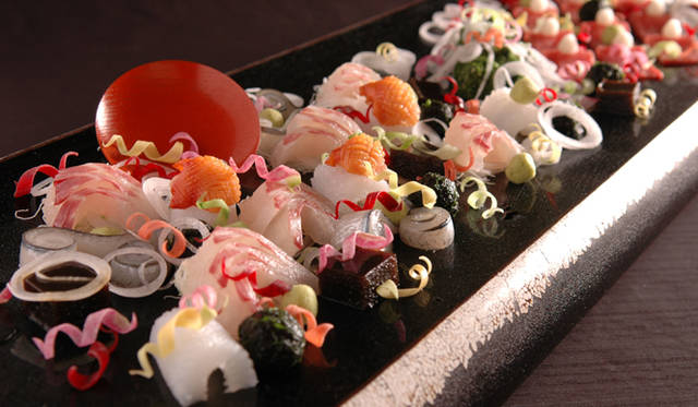 お造り（季節によって異なります）