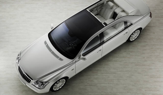 <br>マイバッハ第5のモデルとして、2008年秋にデリバリー開始が予定されるマイバッハ・ランドレー。