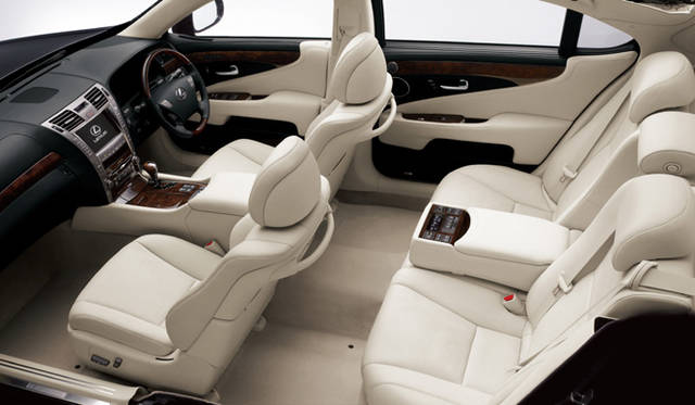 <b>LEXUS LS600h/LS600hL｜レクサス LS600h/LS600hL</b><br>