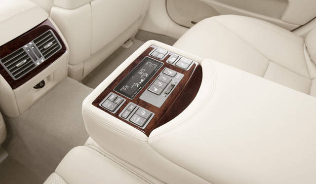 <b>LEXUS LS600h/LS600hL｜レクサス LS600h/LS600hL</b><br>