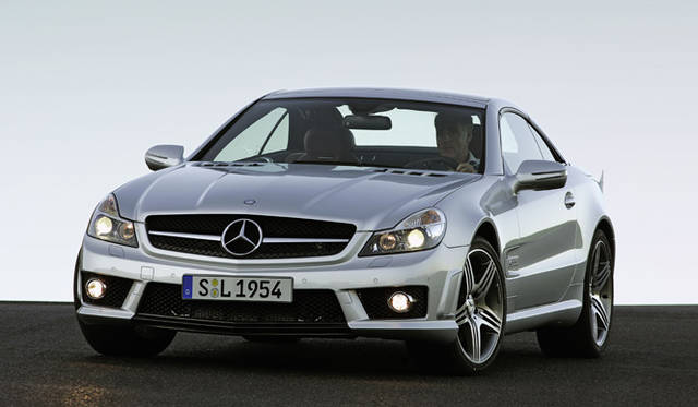 <b>Mercedes-Benz SL63AMG｜メルセデス・ベンツ SL63AMG</b><br>SLクラスにビッグマイナーチェンジが施されたのを機に、AMGモデルもフェイスリフトを実施。その際、追加されたのがSL63 AMGだ。