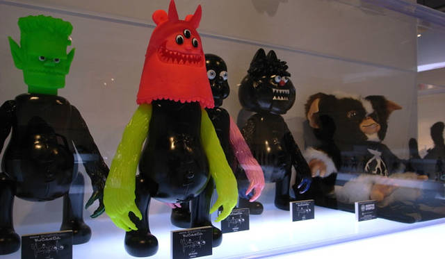 <b>VCD YUMENOKO(T9G) 4種</b><br>フィギュアクリエイター兼デザイナーの「T9G」が手掛けるキャラクター「YUMENOKO」のFRANKEN、MITSUME、<br>KODOMO、NEKOがVCD化。KODOMOは9月6日に1/6計画、STITCH、FEWMANYにて発売、価格1万3440円。その他3種は発売日、価格ともに未定。