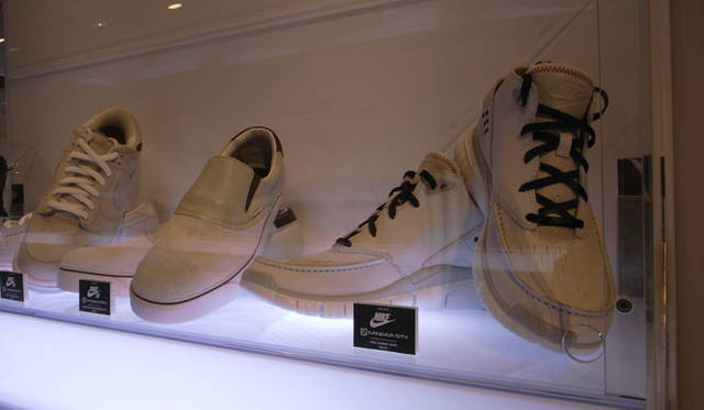 <b>NIKE BABEKUB CITY 限定モデル</b>