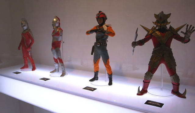 <b>RAH ウルトラマン シリーズ</b><br>既発のプロダクトも展示。エースキラーの出来映えは見事だ。