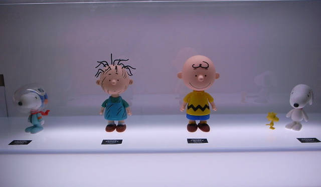 <b>VCD スヌーピーシリーズ</b>