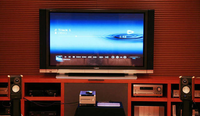 ONKYO社内にある視聴室のセット