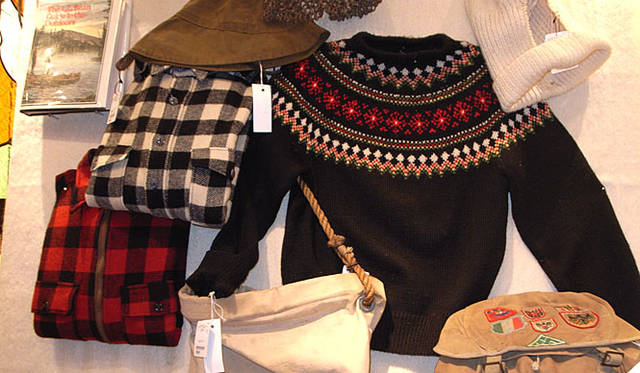 <strong>以下すべて、ブルーレーベル ストア 原宿店2階（8月18日まで展示予定）</strong>