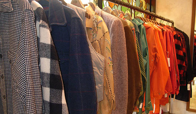 <strong>以下すべて、ブルーレーベル ストア 原宿店2階（8月18日まで展示予定）</strong>