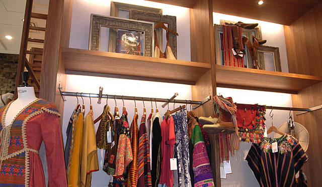 <strong>以下すべて、ビューティ＆ユース ユナイテッドアローズ 渋谷公園通り店1階（8月29日まで展示予定）</strong>